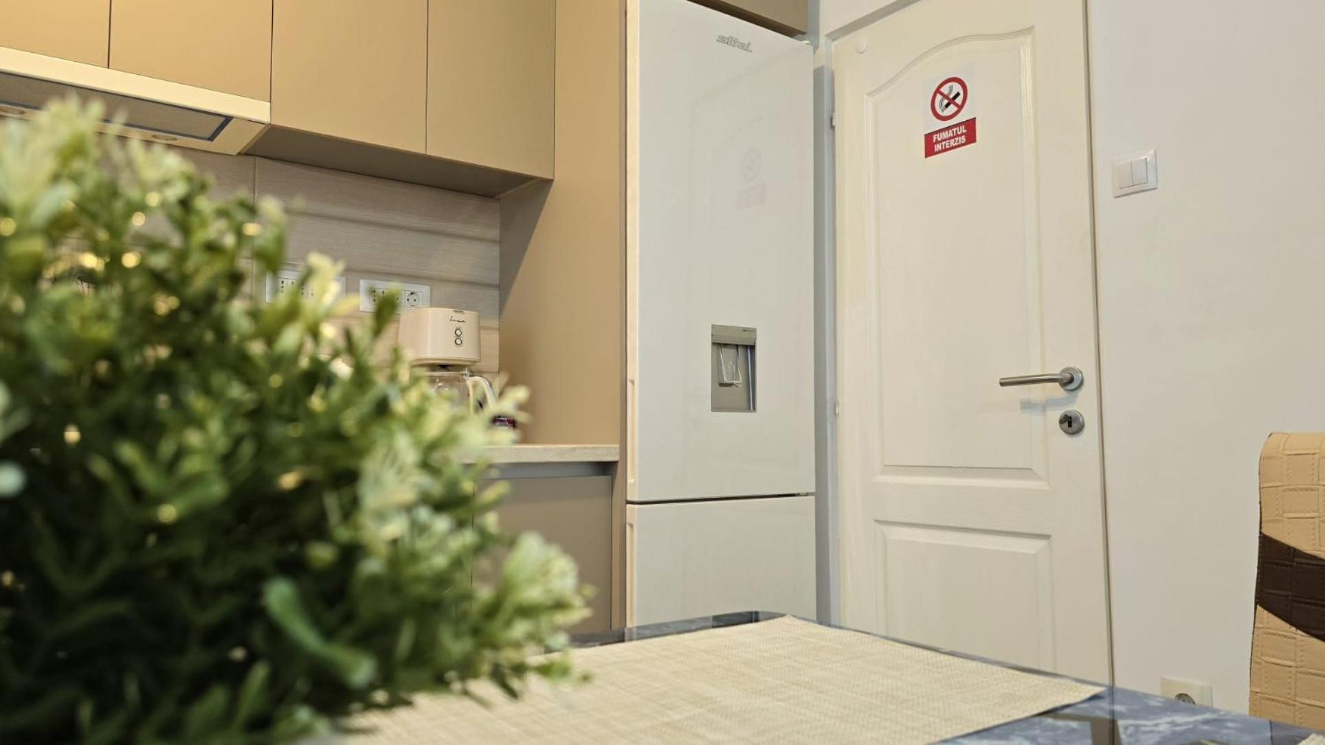 Apartament 3 Camere Hd Хунедоара Екстериор снимка