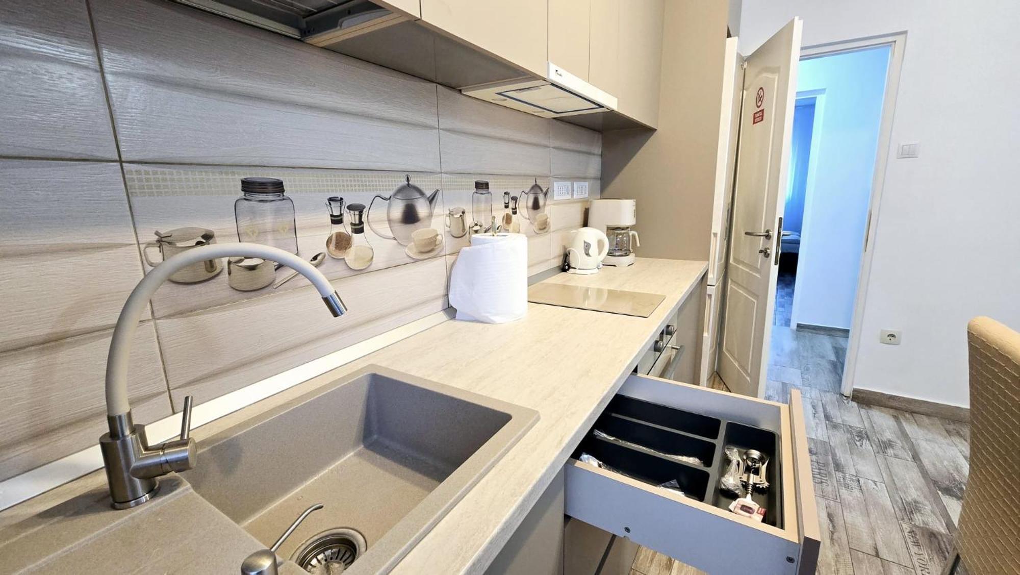 Apartament 3 Camere Hd Хунедоара Екстериор снимка