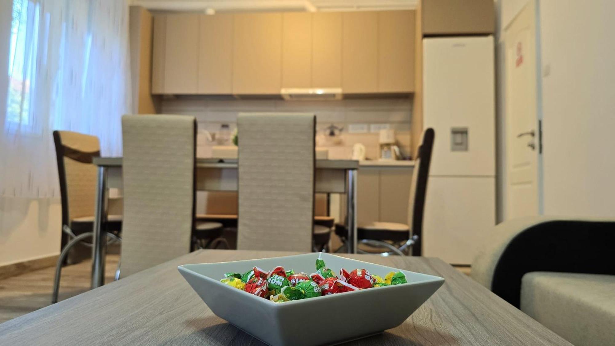 Apartament 3 Camere Hd Хунедоара Екстериор снимка