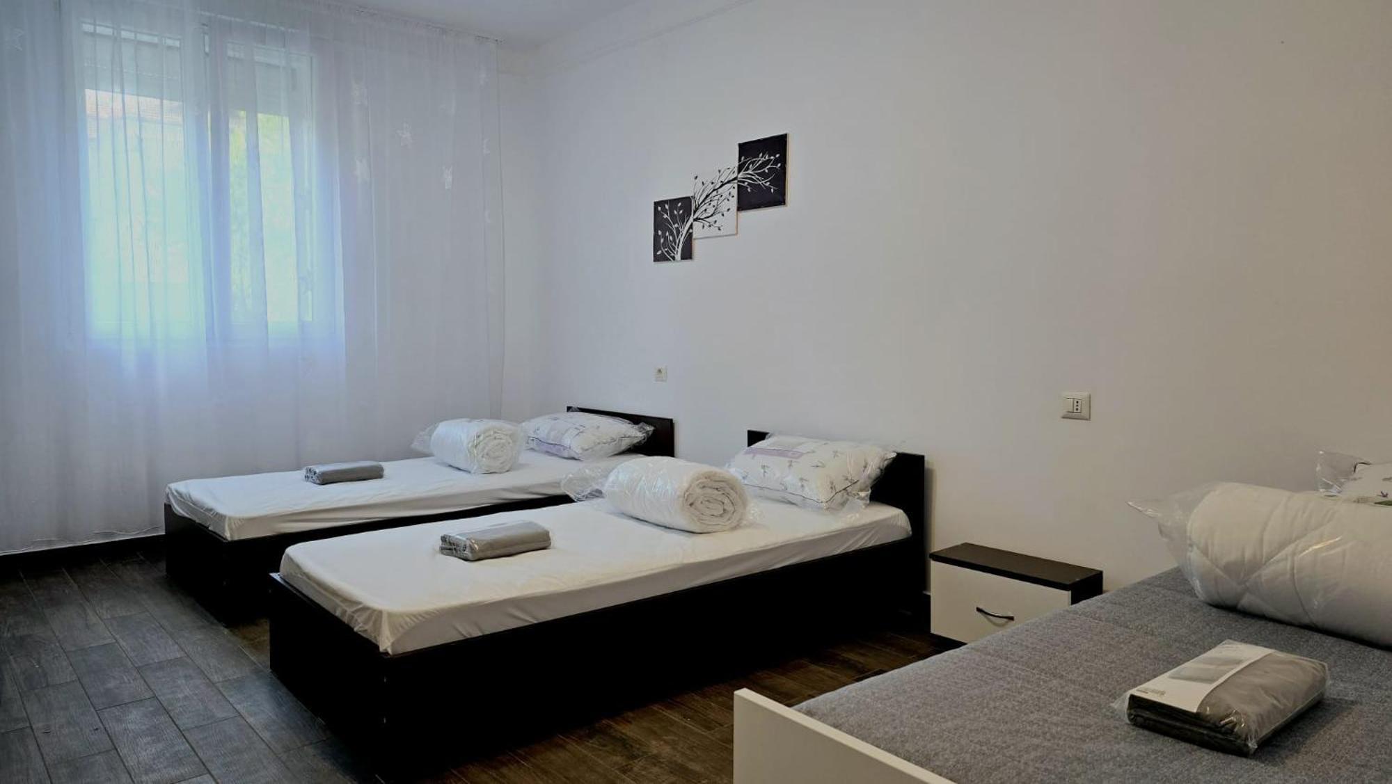 Apartament 3 Camere Hd Хунедоара Екстериор снимка