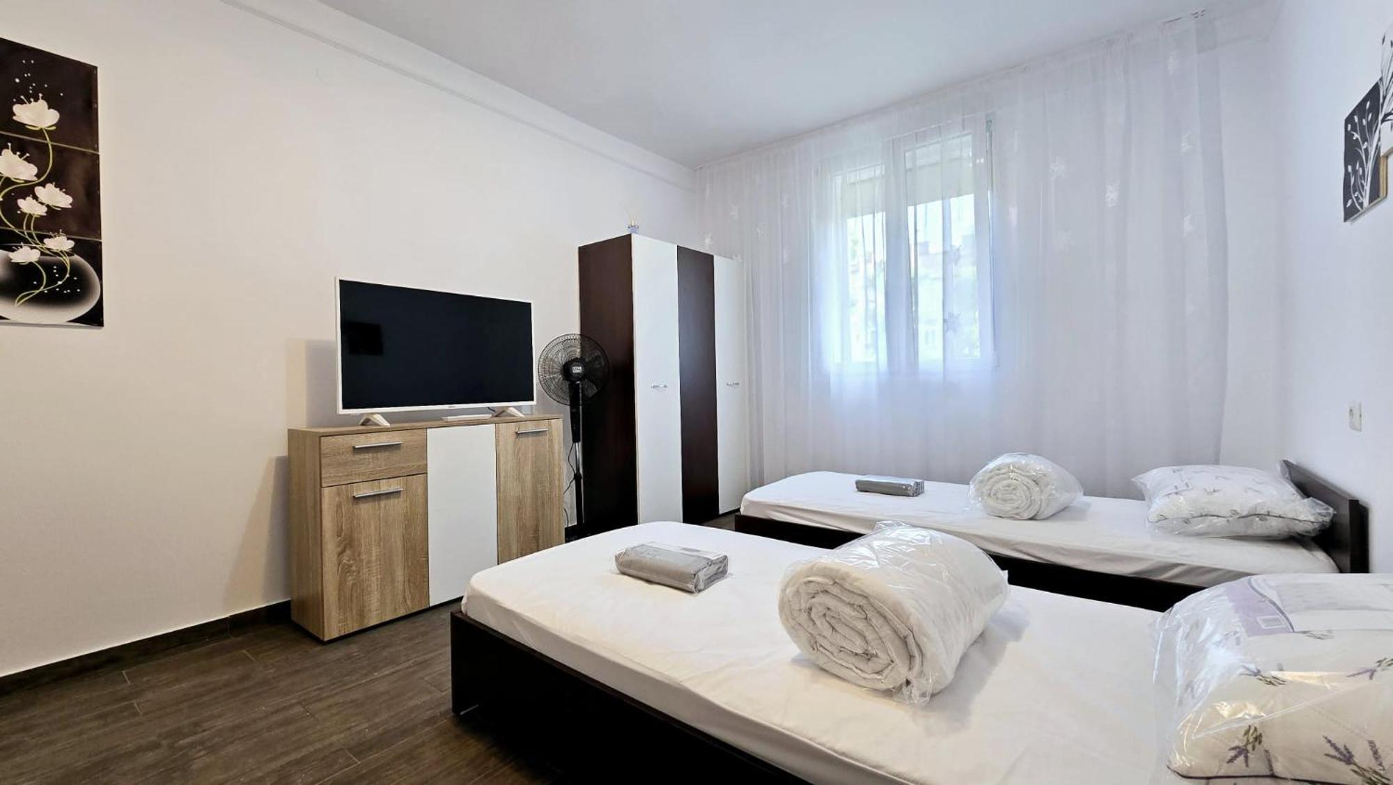 Apartament 3 Camere Hd Хунедоара Екстериор снимка